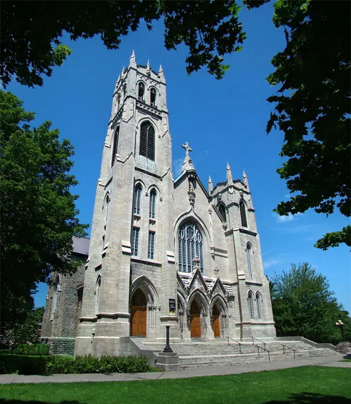 Église Saint-Viateur d'Outremont, Montréal, Québec, Canada.