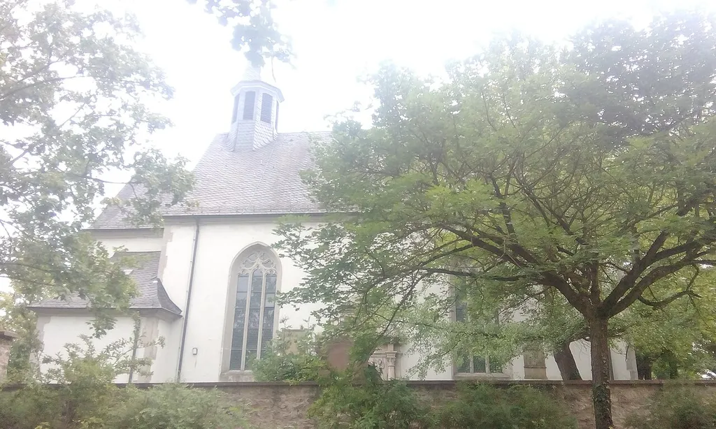Kirche von Außen.
