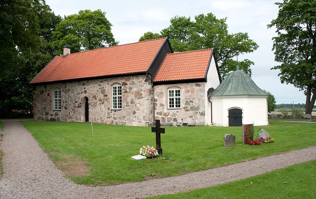 Nykyrka kyrka i Nyköpings kommun.