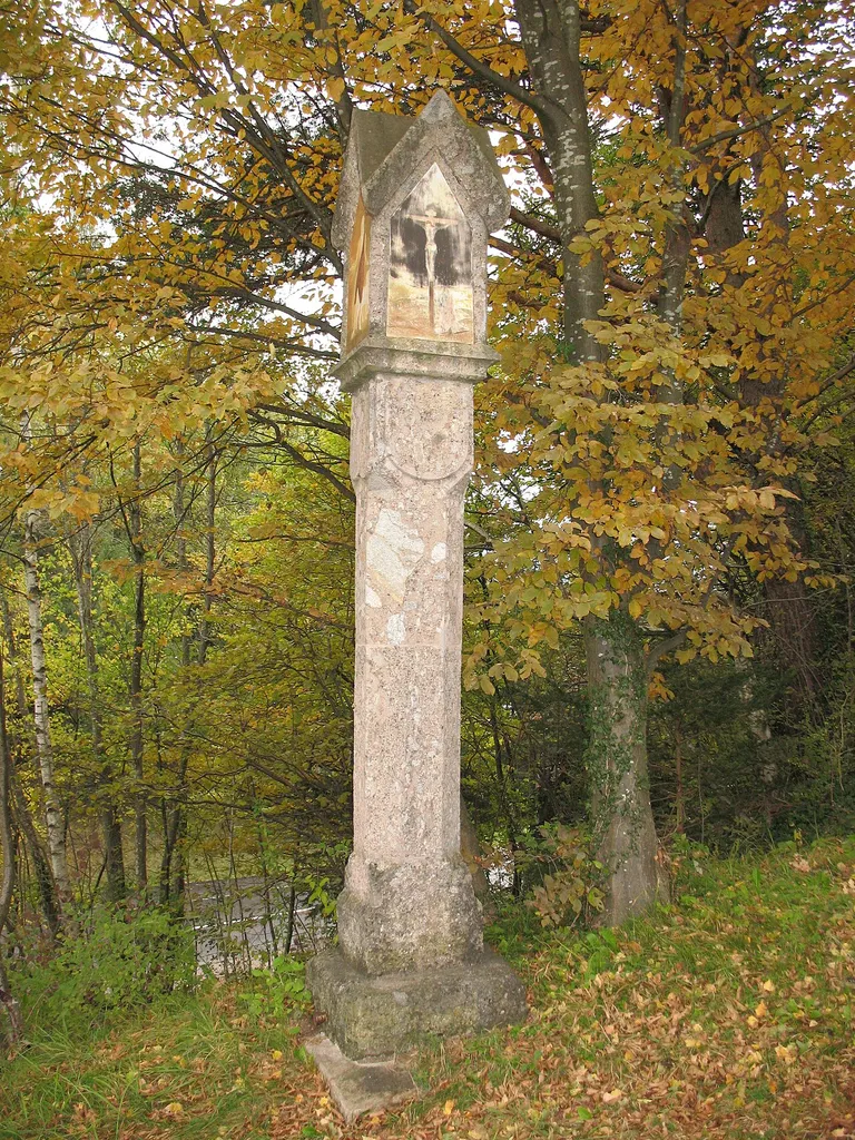 This media shows the remarkable cultural object in the Austrian state of Tyrol listed by the Tyrolean Art Cadastre with the ID 51081. (on tirisMaps, pdf, Fotoarchiv Tiroler Kunstkataster, more images on Commons, Wikidata)