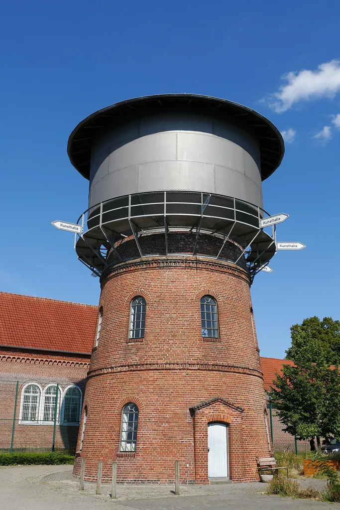 Eisenbahnausbesserungswerk - Wasserturm in Lingen.