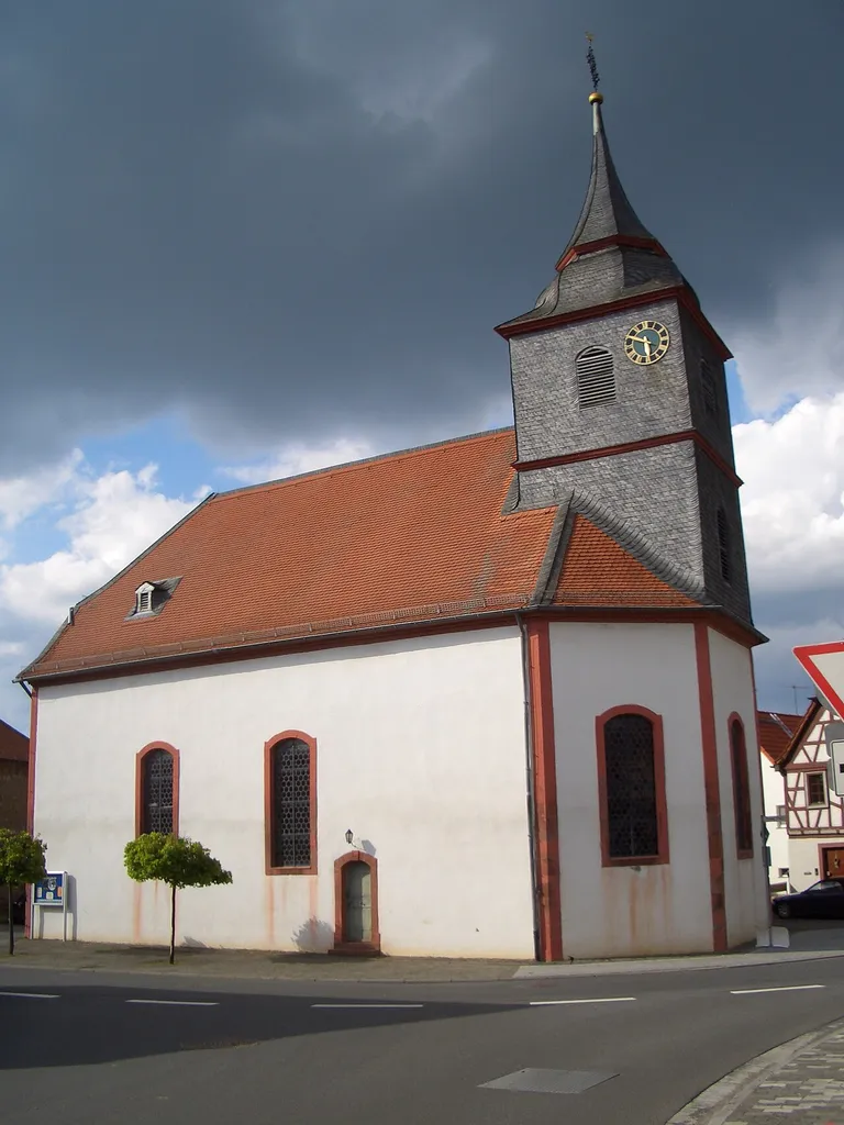 Evangelische Kirche in Habitzheim Selbst Forografiert am 28.05.06
