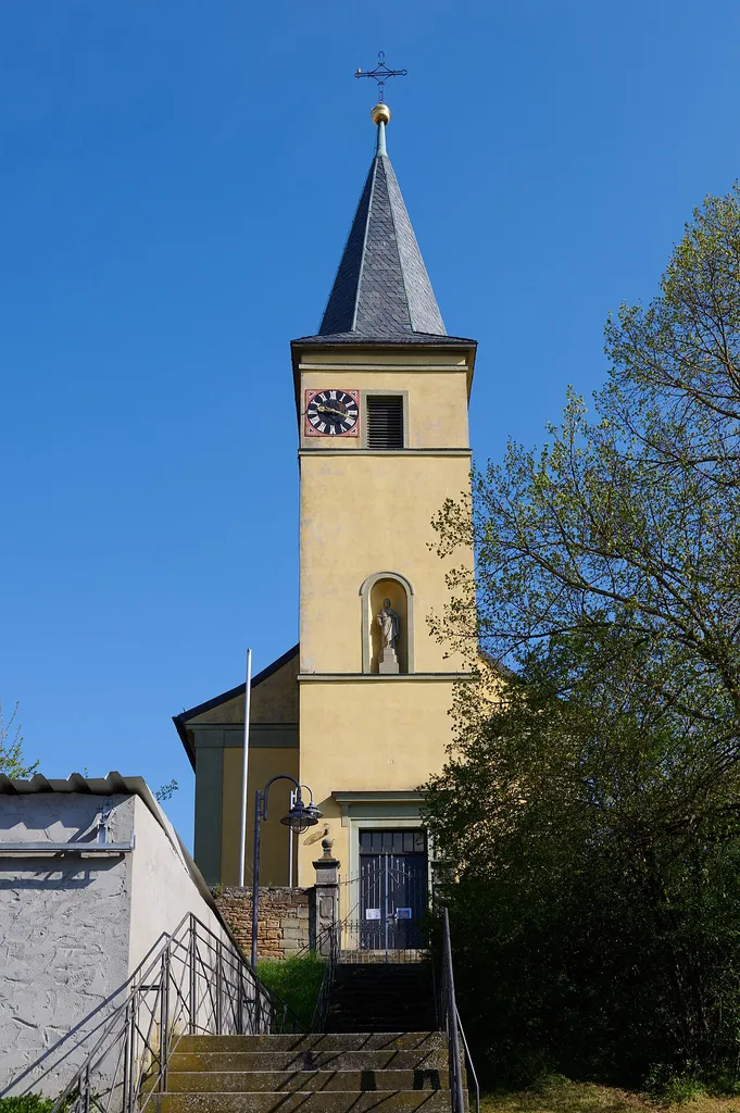 Dingolshausen : Bischwind, Kath. Pfarrkirche, Saalbau D-6-78-122-18