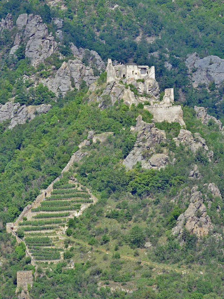 Burgruine Dürnstein und Wehranlagen