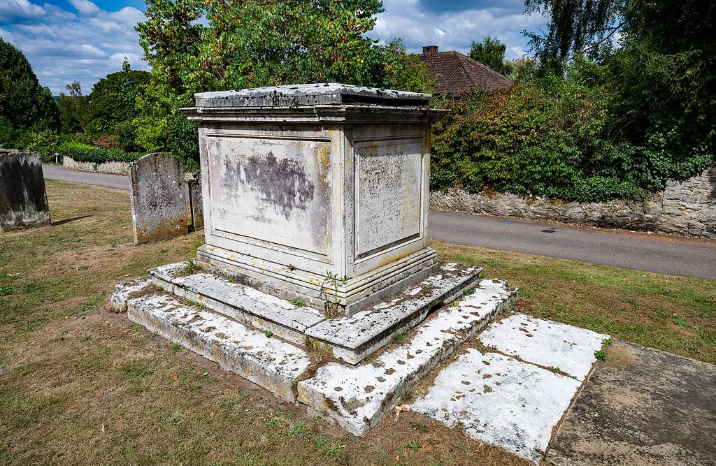West Malling: Warne Monument 15 metres north of west tower of Parish Church of St Mary the Virgin, Grade II