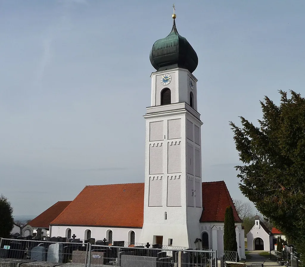 Die Pfarrkirche St. Laurentius in Zeholfing
