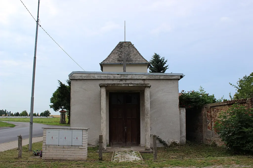 Bývalá modlitebna Církve československé husitské v Chotětově v mladoboleslavském okrese.