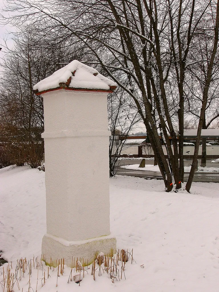 I. Burgfriedenssäule