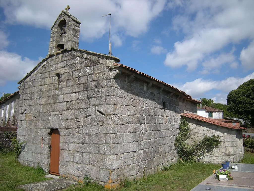 Iglesia de Santa María do Bispo