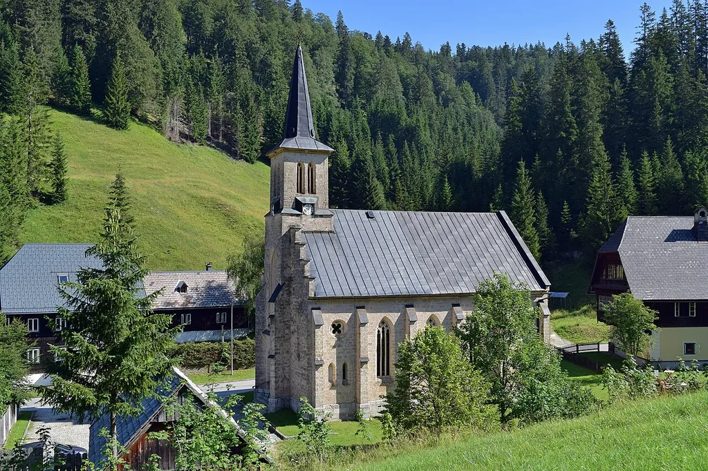 Kath. Pfarrkirche Zur Kreuzauffindung