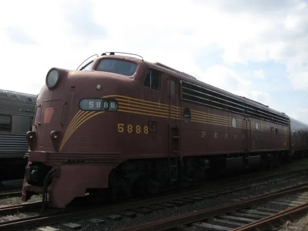 EMD E8