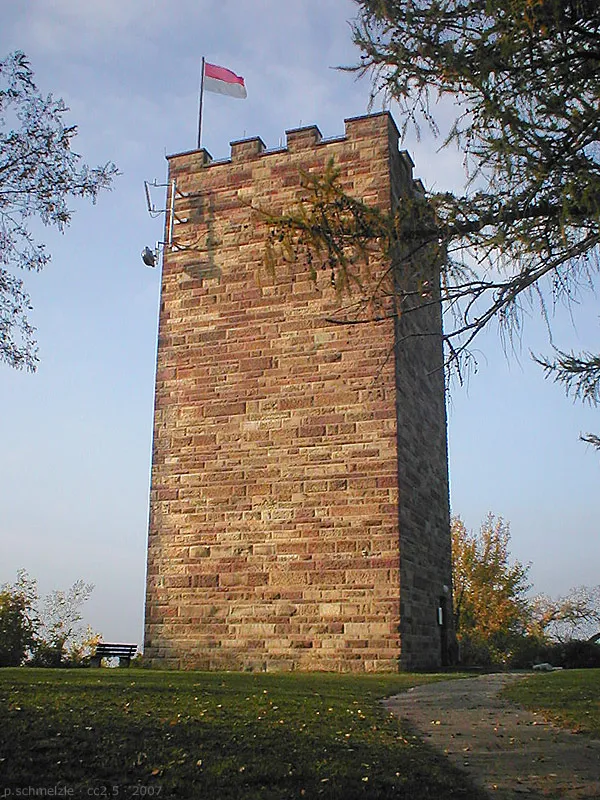 Wasserturm auf dem Schlossberg über Sternenfels, Enzkreis, Baden-Württemberg