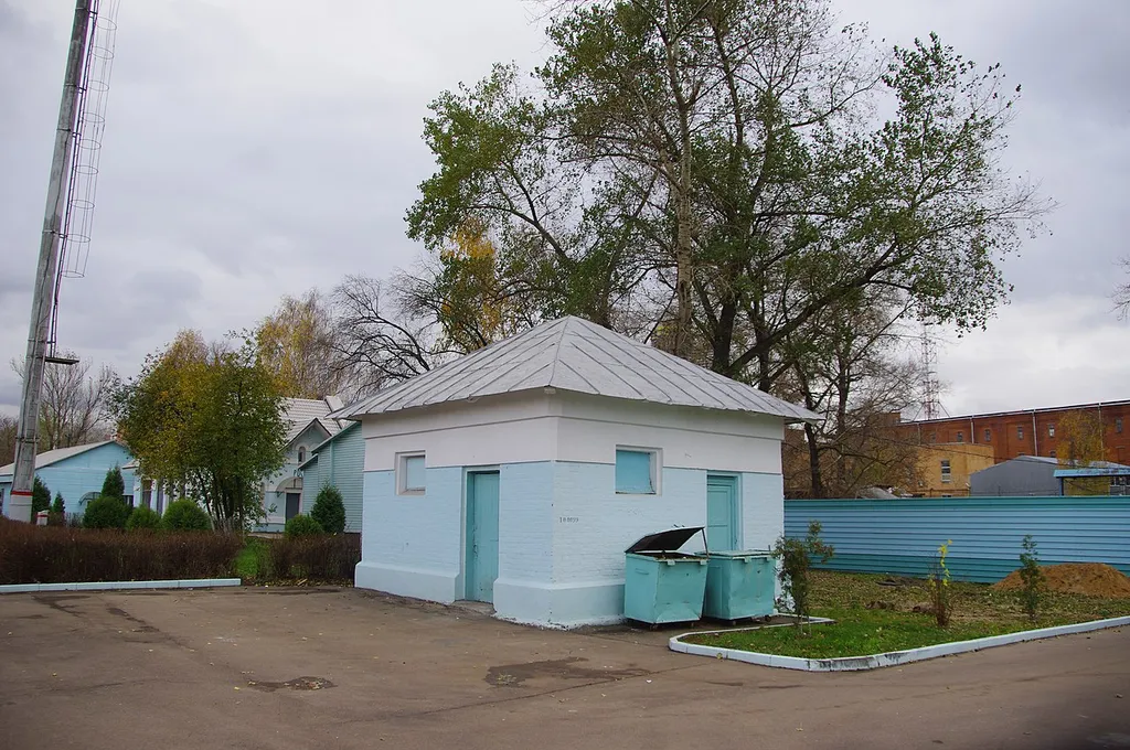 Toilet building on Rostokino stations