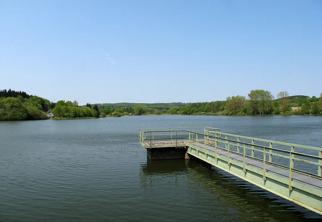 Der Seeweiher zwischen Mengerskirchen und Waldernbach