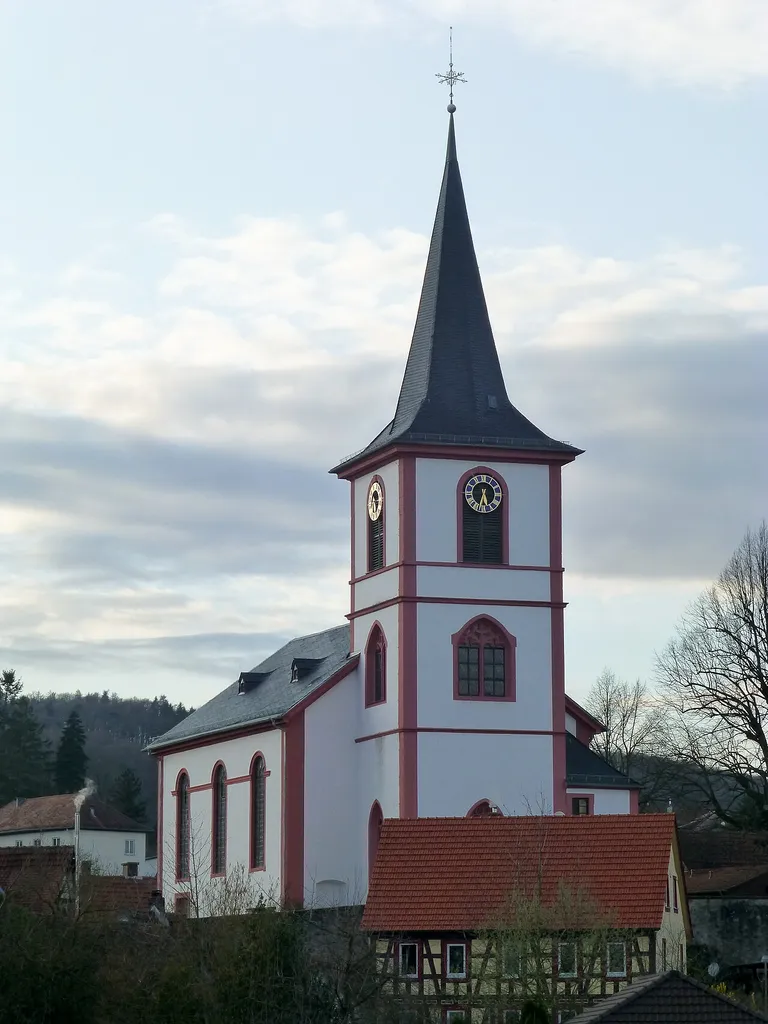 Michaelskirche (Evangelische Pfarrkiche) in Reichelsheim