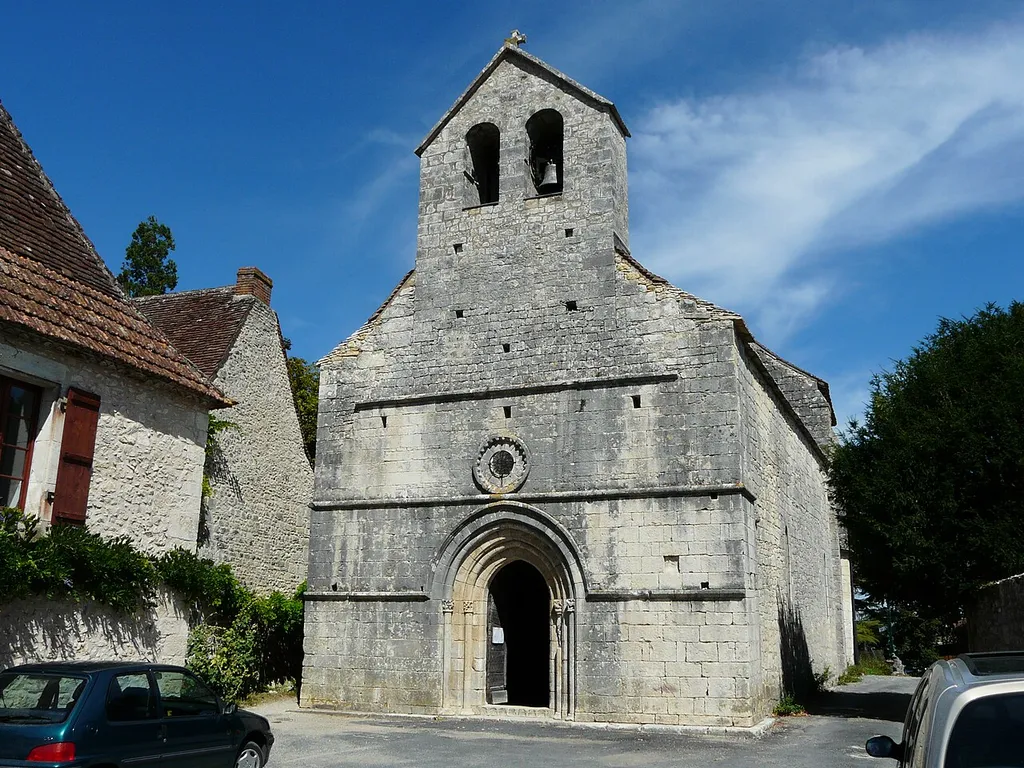 L'église Saint-Hilaire, Limeyrat, Dordogne, France.