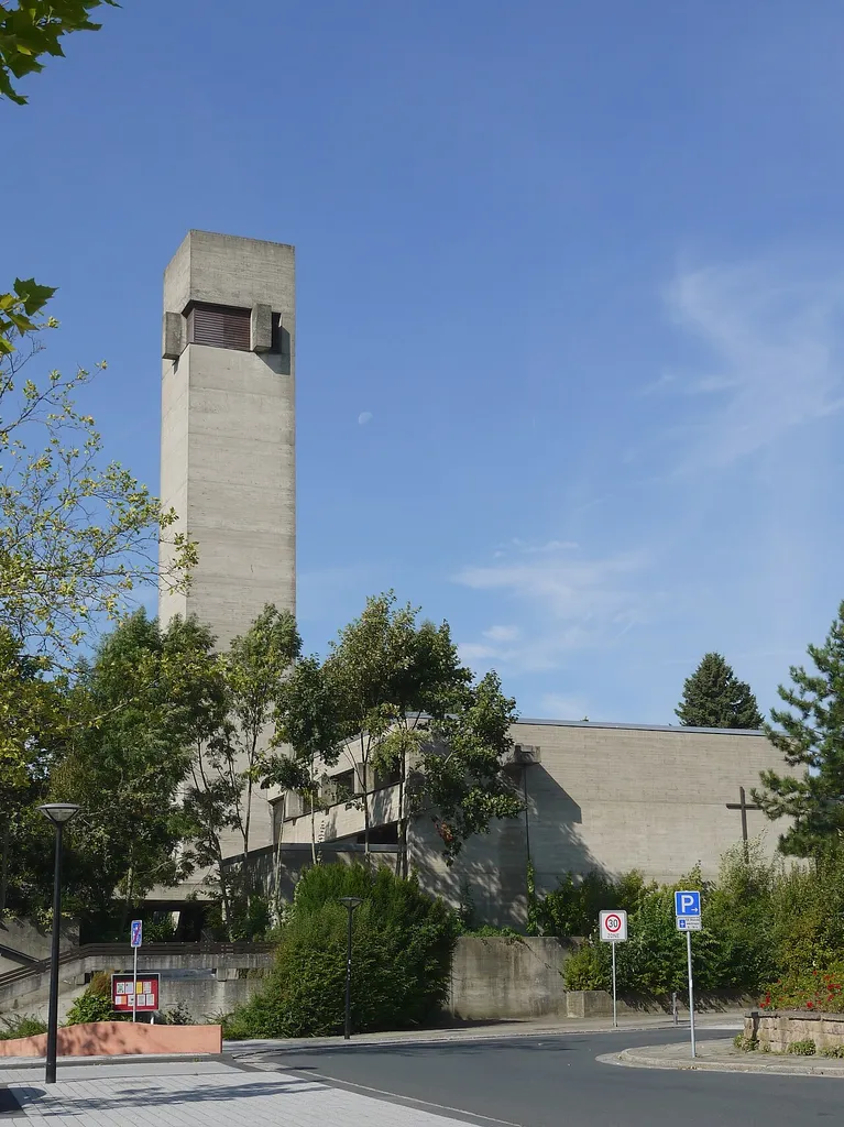 Evangelische Martin-Luther-Kirche in Salzgitter-Bad, Ansicht von Osten