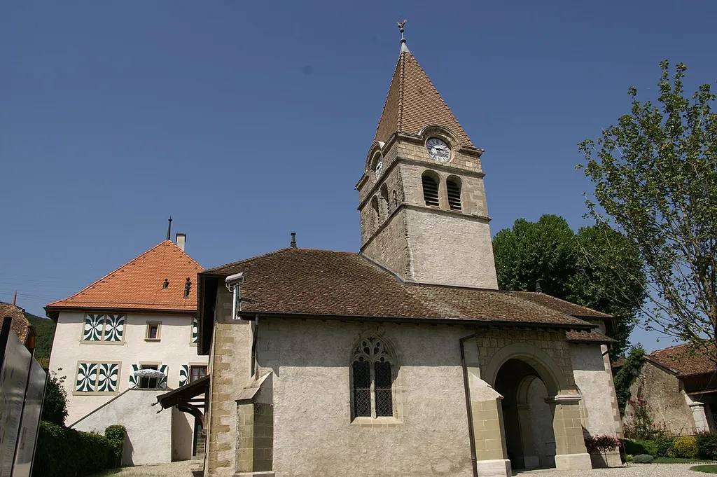Façade sud de l'église réformée Saint-Martin de Bursins.