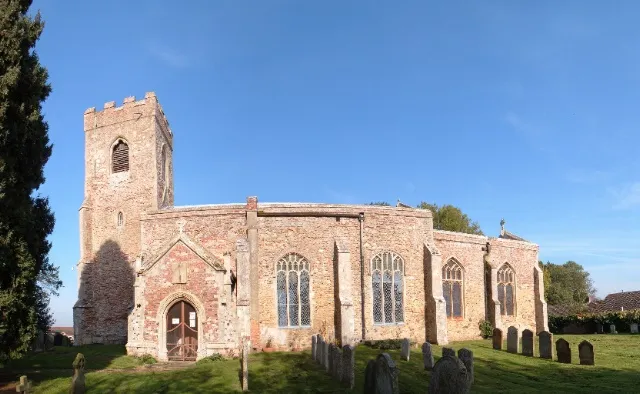 St Margaret Church, Clenchwarton A semi-panoramic view of St Margaret Church, Clenchwarton.