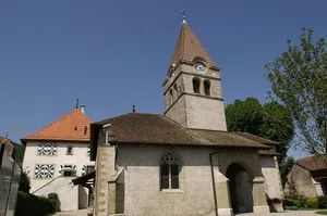 Reformed church of Saint-Martin, parish church and fortified house (site of the former priory)