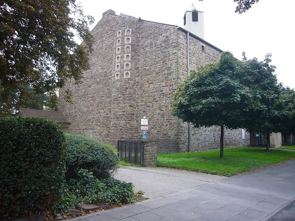Evangelische Lukaskirche, Nordstraße 1/Kaiser-Karl-Ring, Bonn-Castell: Ansicht vom Kaiser-Karl-Ring