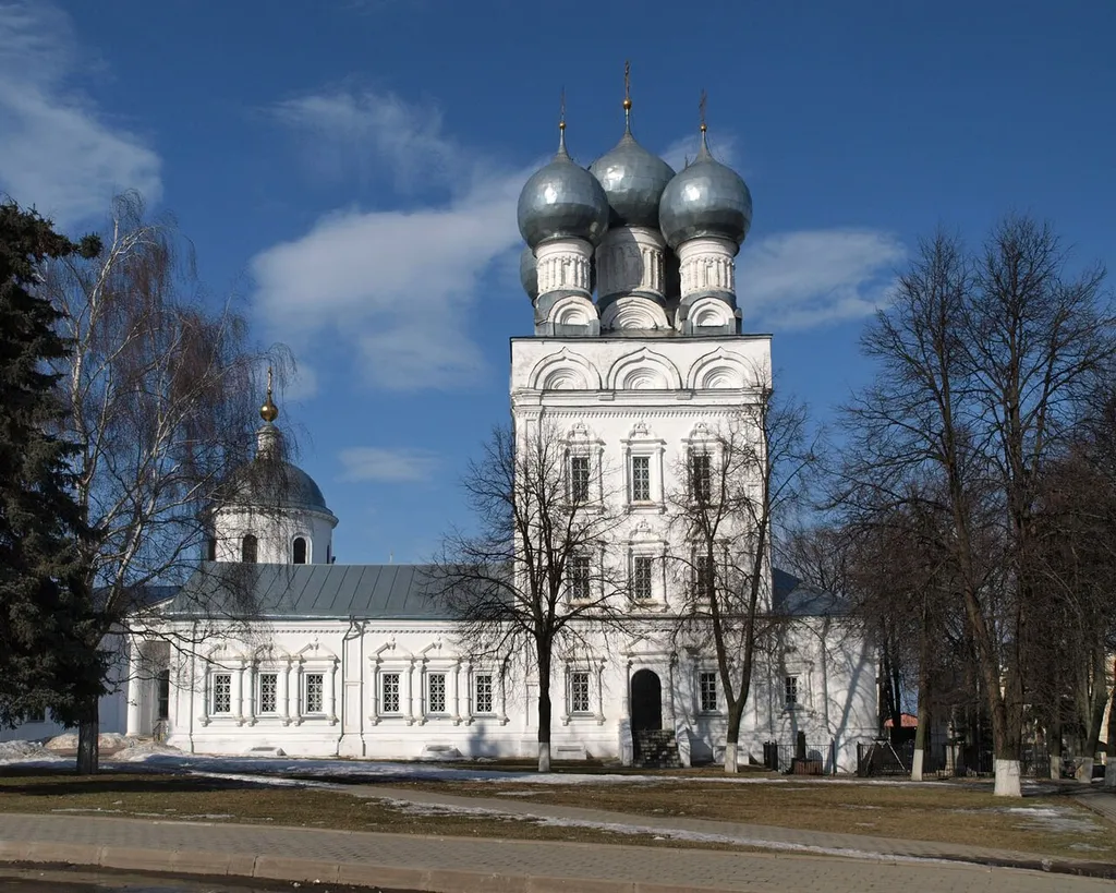 Cathedral of Archangel Michael in Bronnitsy, Moscow Oblast