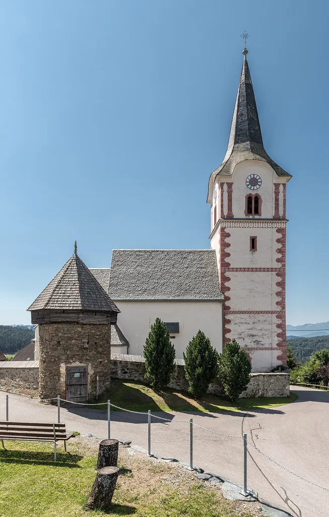 Fortified cemetery with parish church Saint George in Zammelsberg, market town Weitensfeld im Gurktal, district Sankt Veit, Carinthia, Austria, EU
