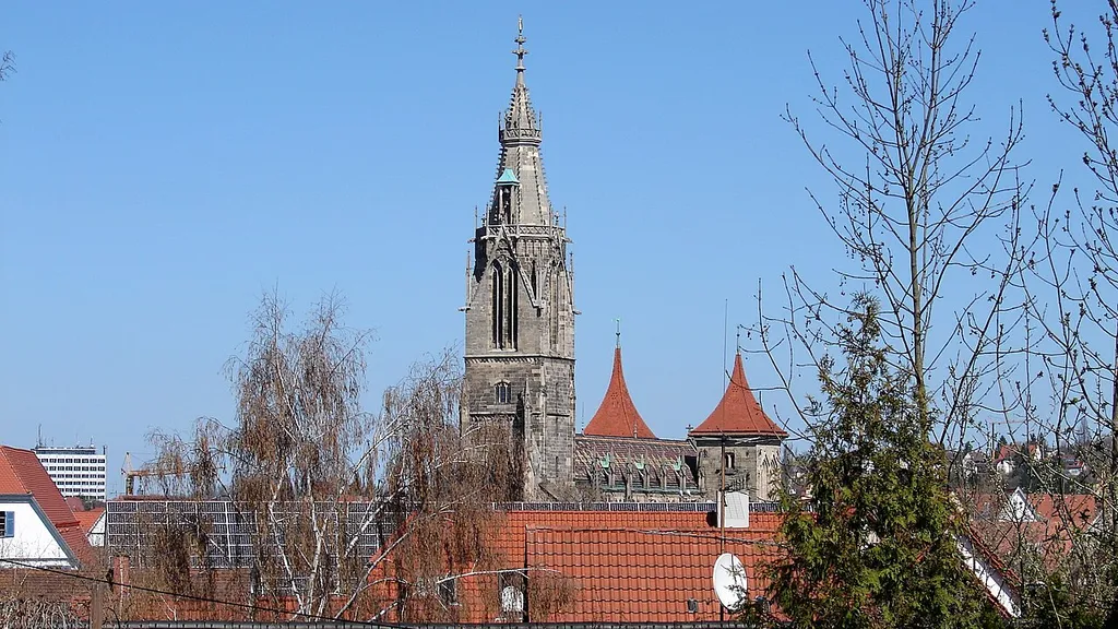 Die Marienkirche ist eines der Wahrzeichen Reutlingens. Sie wurde zwischen 1247 und 1343 erbaut und gilt heute als eines der schönsten und bedeutendsten Bauwerke der Gotik in Württemberg.