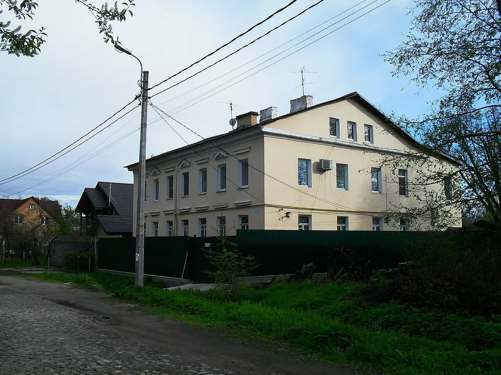 Shlisselburgskoe highway, 81