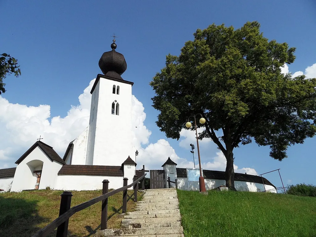 This media shows the protected monument with the number 810-827/0 CHMSK/810-827/0,CHMSK/810-827(other) in the Slovak Republic.