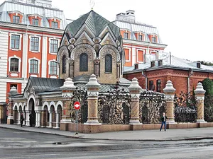 Iverskaya Chapel and Sacristy (Church of the Saviour on the Blood)