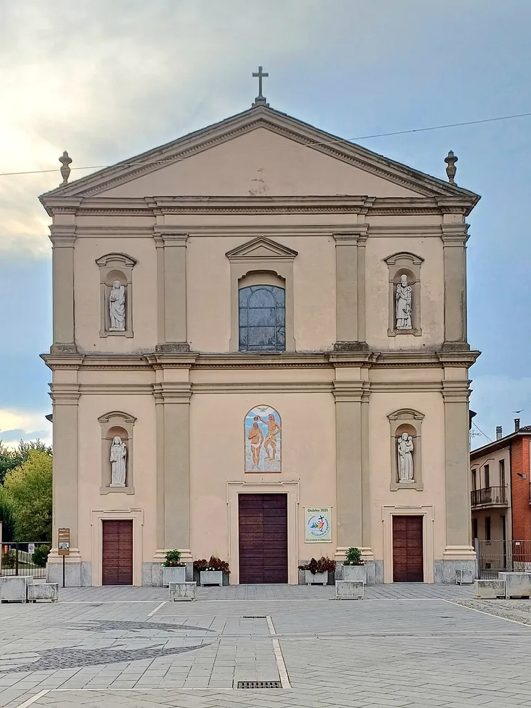 Chiesa di San Giovanni Battista a Guardamiglio (LO).