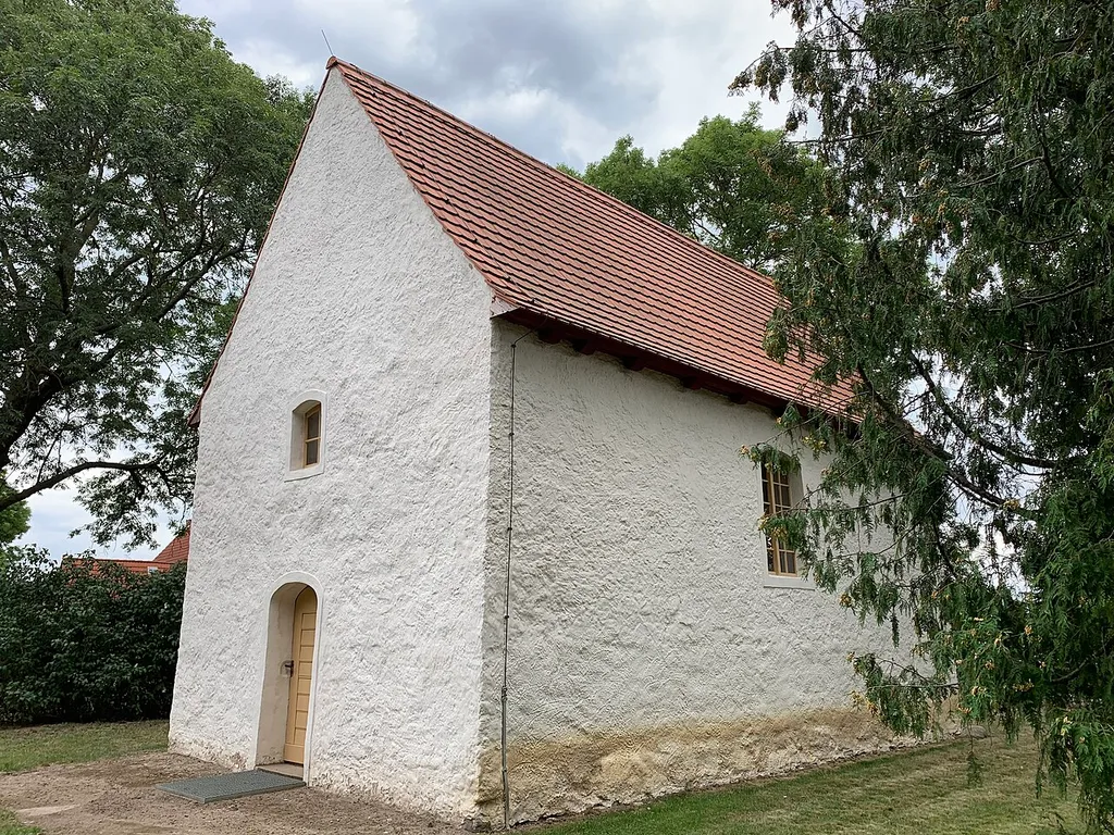 Die Kapelle in Gellendin der Stadt Anklam entstand nach dem Dreißigjährigen Krieg. Im Innern steht eine schlichte, spätbarocke Ausstattung.