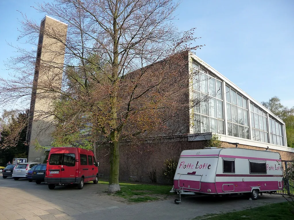 2010-04-24 - Oberhausen - Ev. Markuskirche mit der FLOTTEN LOTTE im Schladviertel