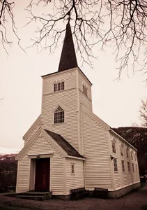 Hamnsund Church