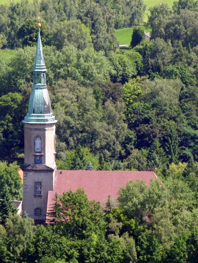The church of Oberoderwitz in June 2010.