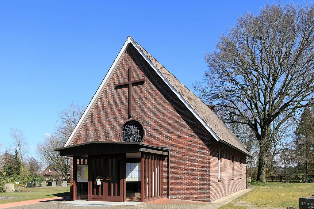Evangelisch-lutherische Kirche zu Reekenfeld, Glittenbergstraße in Barßel