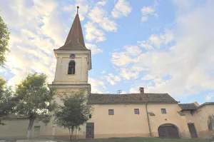 Fortified church in Șona, Alba