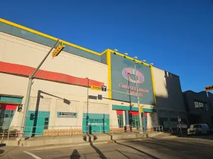 Cineplex Odeon Eau Claire Market