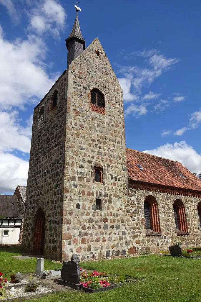 Höwisch ist eine Ortschaft und ein Ortsteil der Stadt Arendsee (Altmark) im Altmarkkreis Salzwedel in Sachsen-Anhalt.[1]