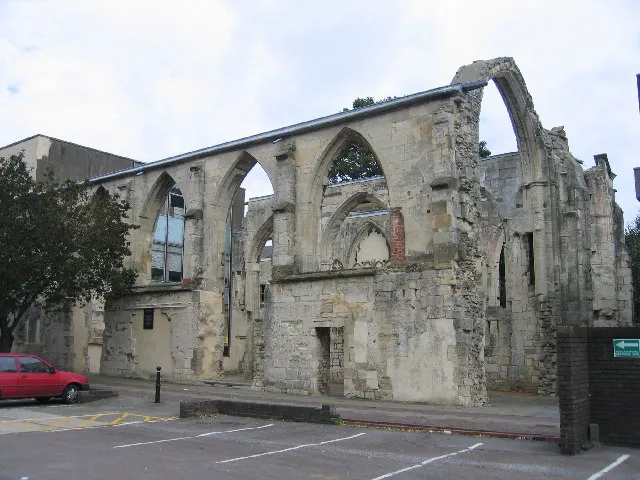 Greyfriars, Gloucester. This was the house of the order of Friars minore (Franciscans or Greyfriars) which was founded c1231 by Thomas, Lord Berkeley. The present remains are the 16th century rebuilding of the nave and north aisle. After the Dissolution the church was converted into tenements and workshops. The west end was rebuilt in the 18th century with a fine facade facing Mary de Crypt. Nothing remains of the conventual buildings which lay to the south of the church. Today the remains are in the care of English Heritage.
