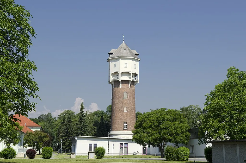 Wasserturm mit Brunnenanlage, Graz Straßgang.