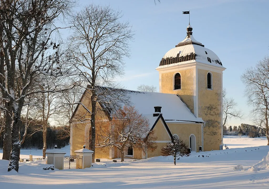 Tystberga church, Nyköping Municipality, December 2010