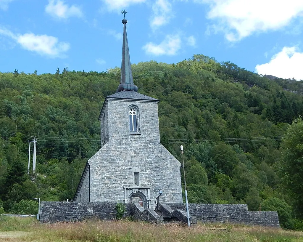 Vaksdal kirke