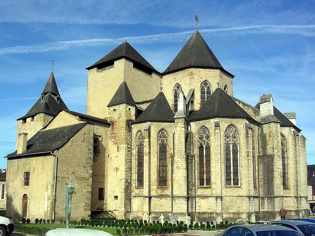Cathédrale Sainte-Marie d'Oloron,dans le département français des Pyrénées-Atlantiques