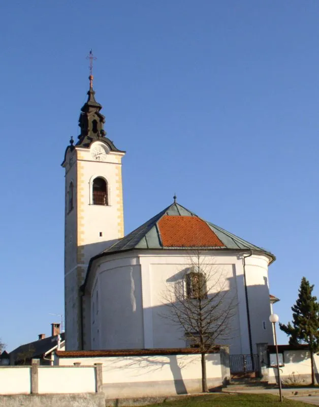 Cerkev svetega Mihaela, Olševek