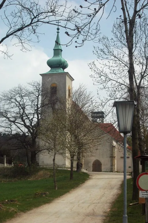 Oberleis, Lower Austria This media shows the protected monument with ObjektID 19050 in Austria. (Commons, de, Wikidata)
