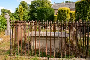 Southmead Chest Tomb Approximately 10 Metres North Of Aisle Of Church Of St Michael