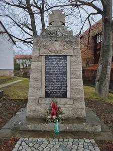 War memorial Holzhausen (Amt Wachsenburg)