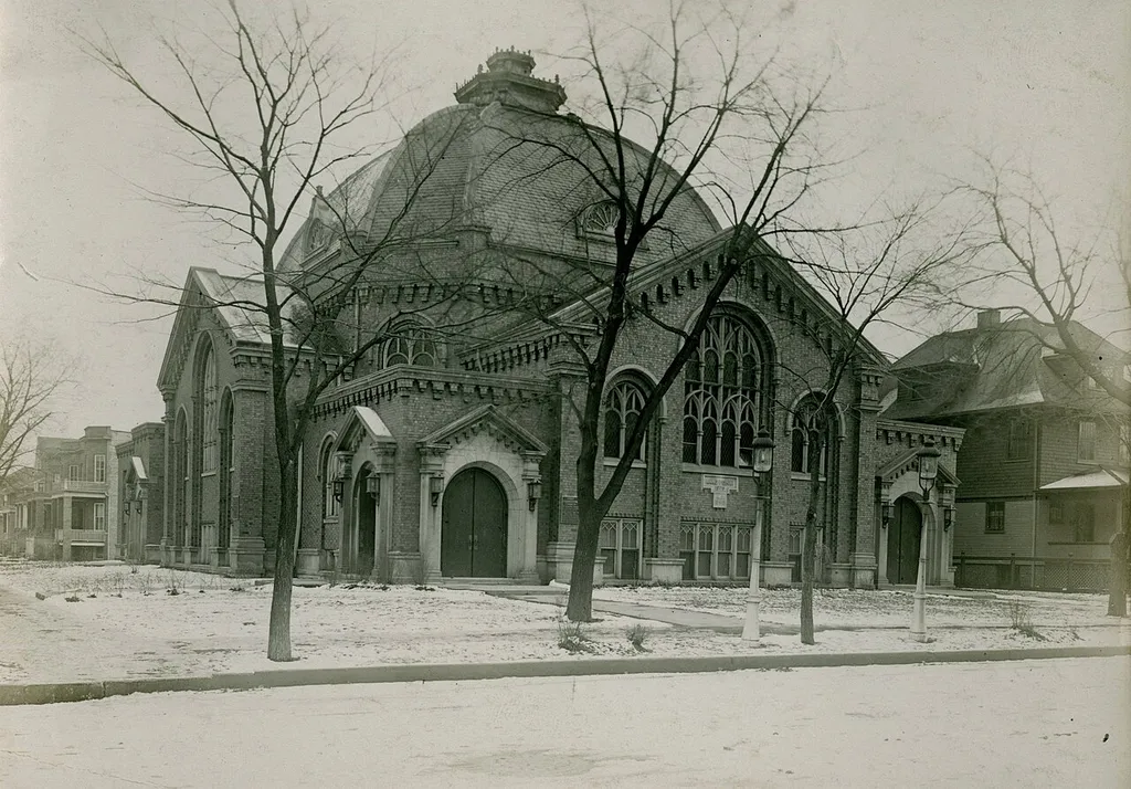 " 1st Congregational of Rogers Park, N. Ashland Ave., Morse"--Photograph verso.